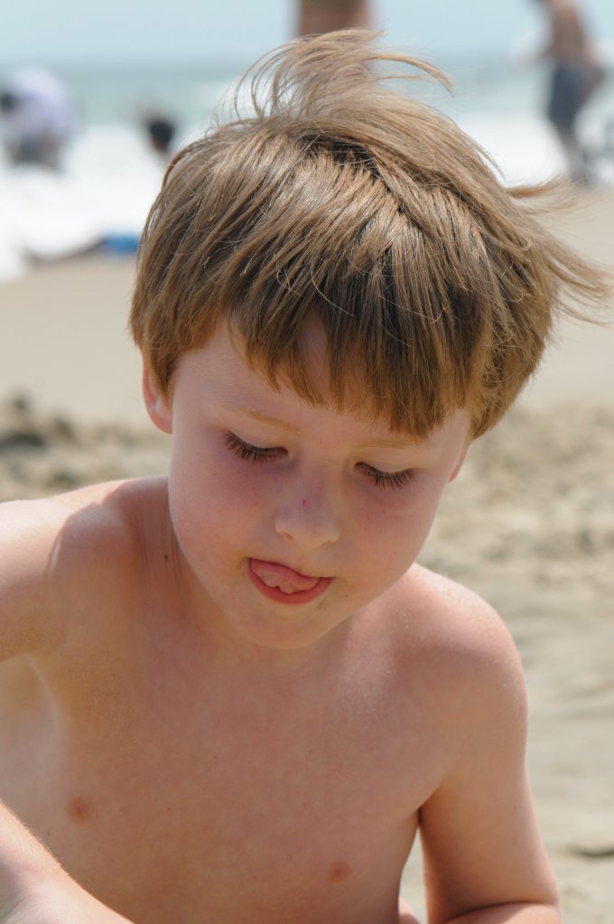 211Braeden pouring sand